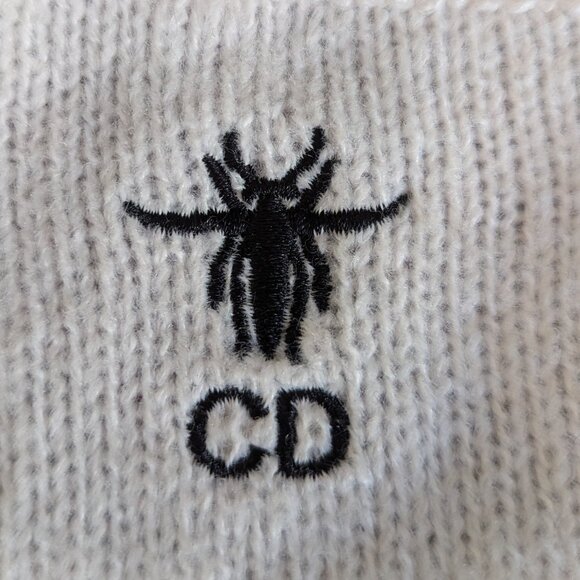 Abstract Cream Sweater Vest - Picture 4 of 5